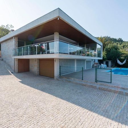 LovelyStay - Casa Guimas Penafiel Luaran gambar